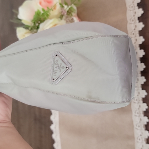 Authentic Prada shoulder bag - Picture 5 of 10